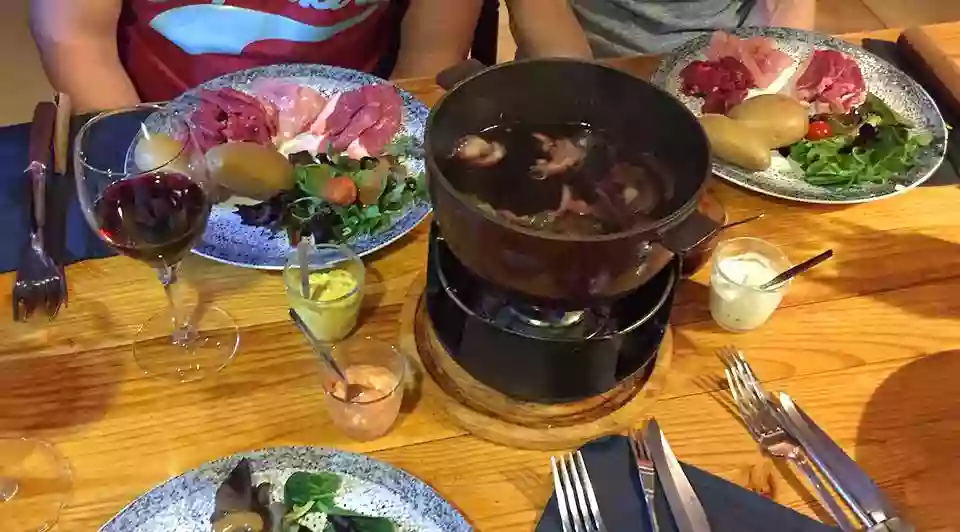 Le restaurant - La Fondue En Folie - Restaurant Fondue Alpe d Huez - Meilleur restaurant Alpe d Huez
