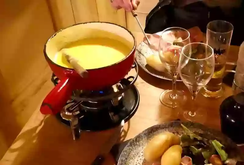 La Fondue En Folie - Restaurant altitude Alpe d Huez - restaurant HUEZ